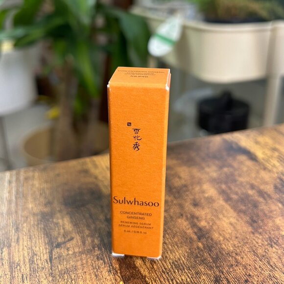 Sulwhasoo Concentrated Ginseng Renewing Serum | Travel Size 5ml - Picture 3 of 5